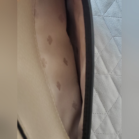 Kate Spade New York | Warm Beige & Black Jeanne Leather Crossbody Bag - Picture 14 of 16